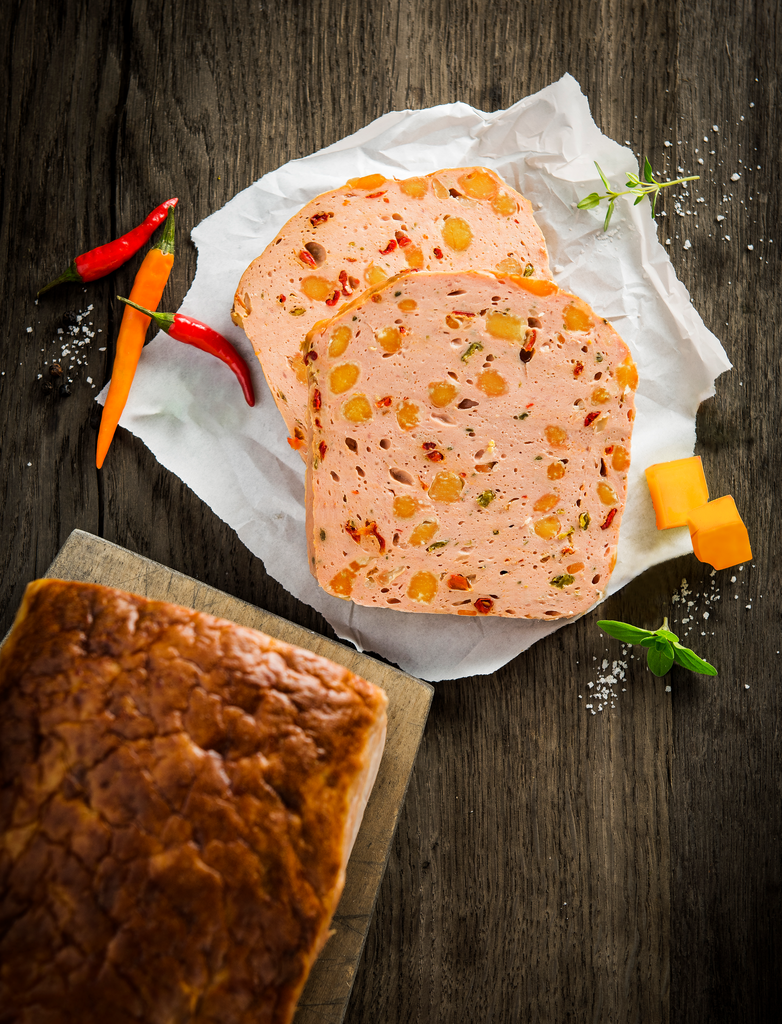 1 1.8kg Pg Chilli Cheddar Leberkäse  